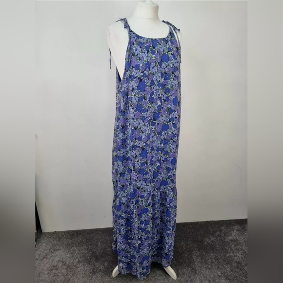 Dorothy Perkins Dresses & Skirts - BNWT Blue Floral Strappy Trapeze Maxi Dress Summer Holiday swing lined